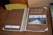 Dky projektu vznikla tak kniha, zachycujc obec Orlick Zho na historickch fotografich